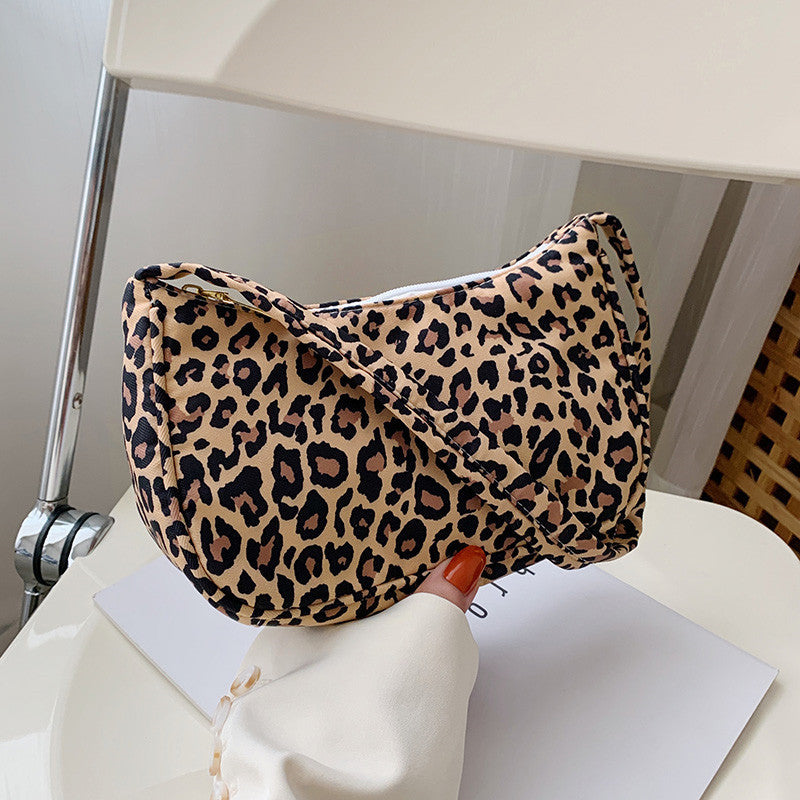 Printed Pattern Underarm Bag