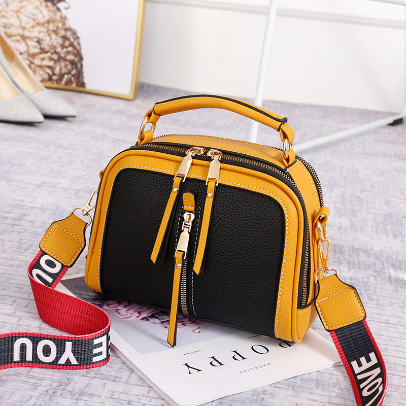 Love Strap Shoulder-bag