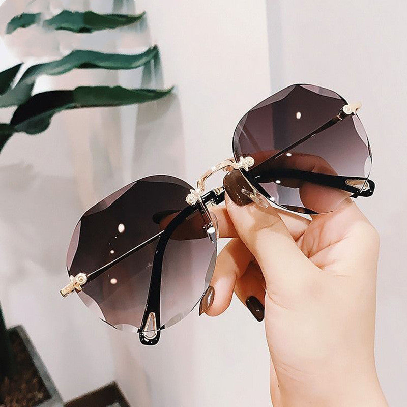 Polygonal Rimless Sunglasses